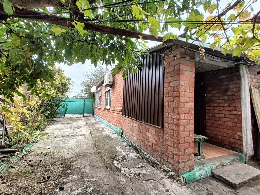 Дом в Краснодарский край, Ейск Армавирская ул. (40 м) - Фото 1