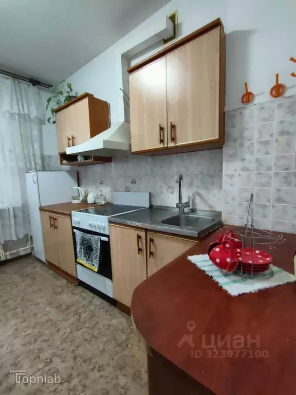 3-к кв. Астраханская область, Астрахань Кубанская ул., 17к2 (80.2 м) - Фото 1