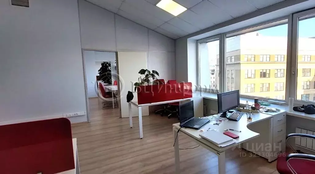 Офис в Санкт-Петербург ул. Чапаева, 5 (200 м) - Фото 2