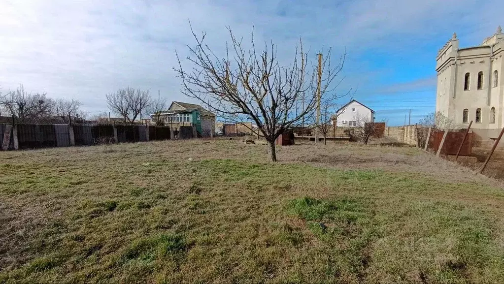 Дом в Крым, Сакский район, Суворовское с/пос, Заводское СПК ул. ... - Фото 2