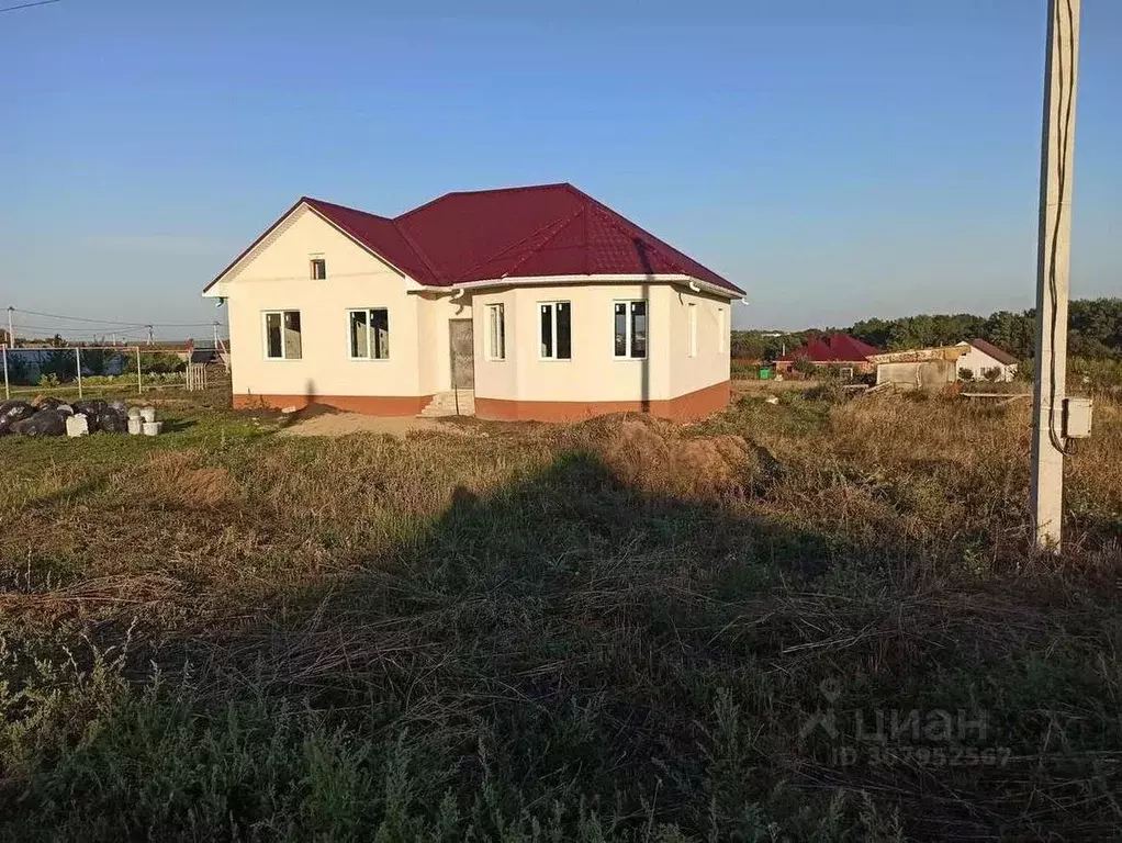 Дом в Белгородская область, Белгородский район, с. Стрелецкое ул. ... - Фото 1