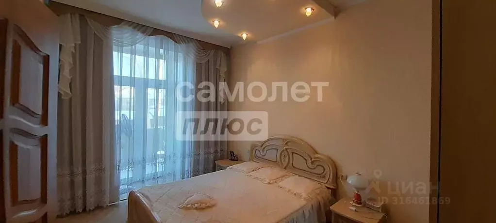 2-к кв. Челябинская область, Златоуст просп. Мира, 12 (56.9 м) - Фото 0