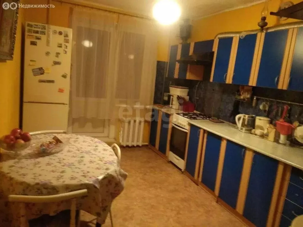 3-комнатная квартира: Аксай, Садовая улица, 22к3 (90 м) - Фото 1