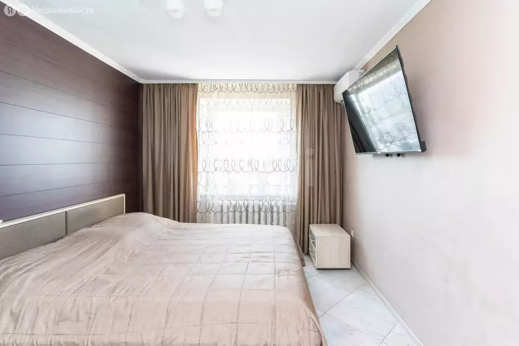 2-комнатная квартира: Тюмень, 6-й микрорайон, улица Валерии ... - Фото 1