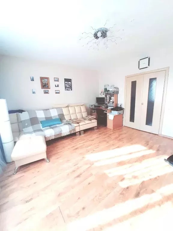 3-к кв. Челябинская область, Челябинск ул. Габдуллы Тукая, 17 (82.0 м) - Фото 2