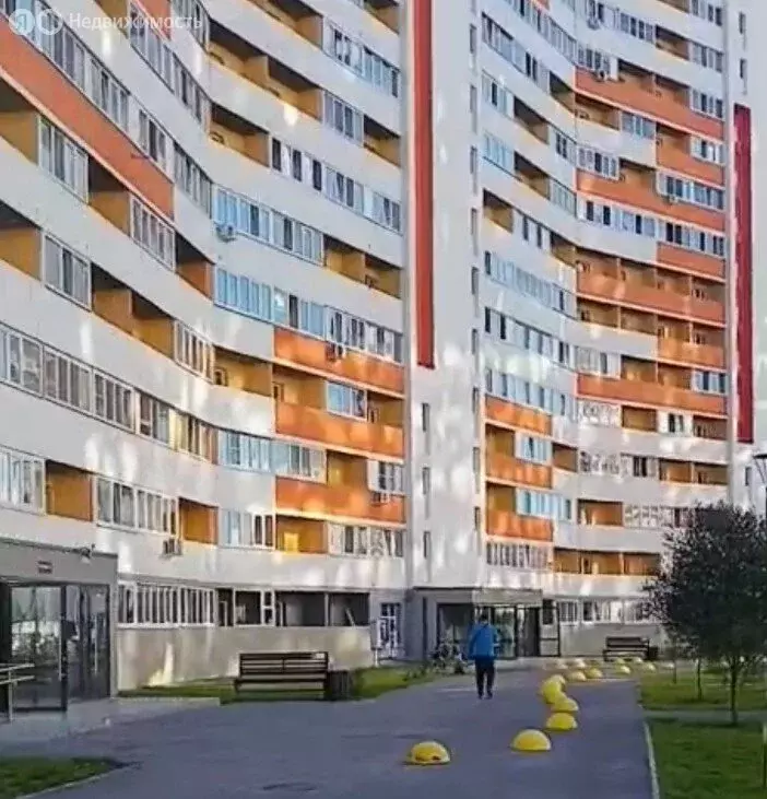 1-комнатная квартира: Тюмень, улица Новосёлов, 12к2 (34.9 м) - Фото 2