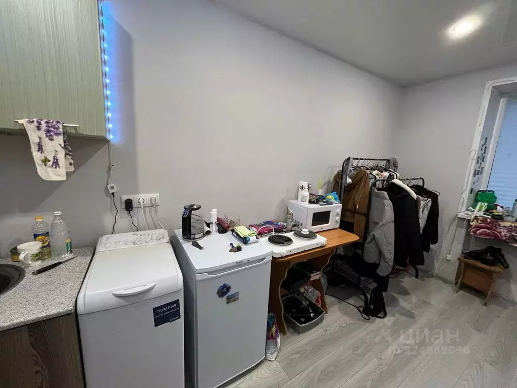 Студия Воронежская область, Воронеж ул. Молодогвардейцев, 10 (13.2 м) - Фото 2