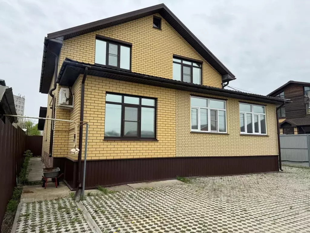 Коттедж в Чувашия, Чебоксары пер. 1-й Южный, 5 (177 м) - Фото 0
