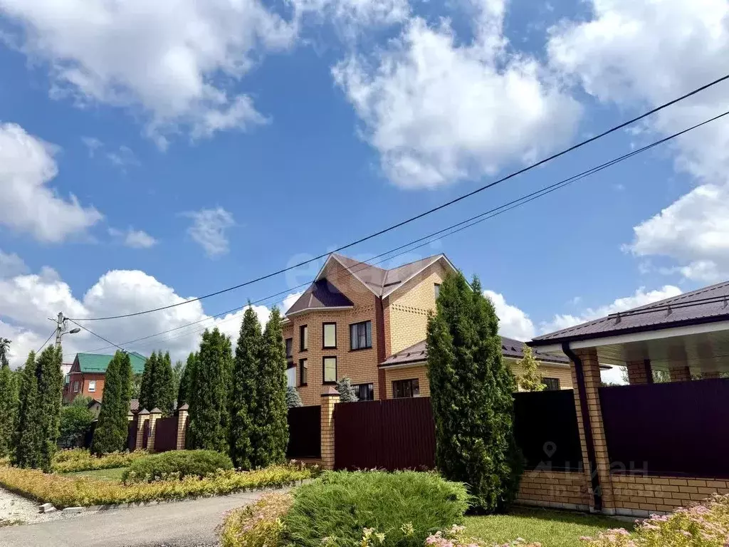 Дом в Липецкая область, Липецкий муниципальный округ, с. Ленино ул. ... - Фото 1