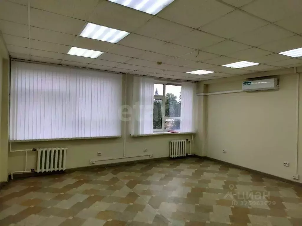 Офис в Кемеровская область, Кемерово ул. 50 лет Октября, 11 (37 м) - Фото 1