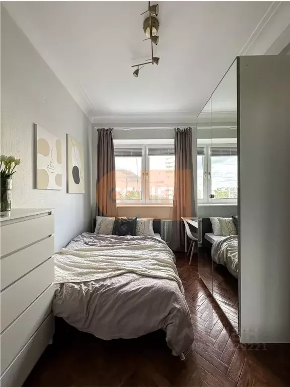 Комната Москва Старая Басманная ул., 20к1 (10.5 м) - Фото 0