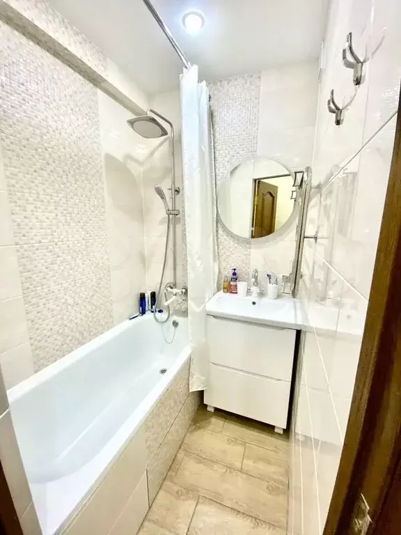 3-к. квартира, 57 м, 3/9 эт. - Фото 0