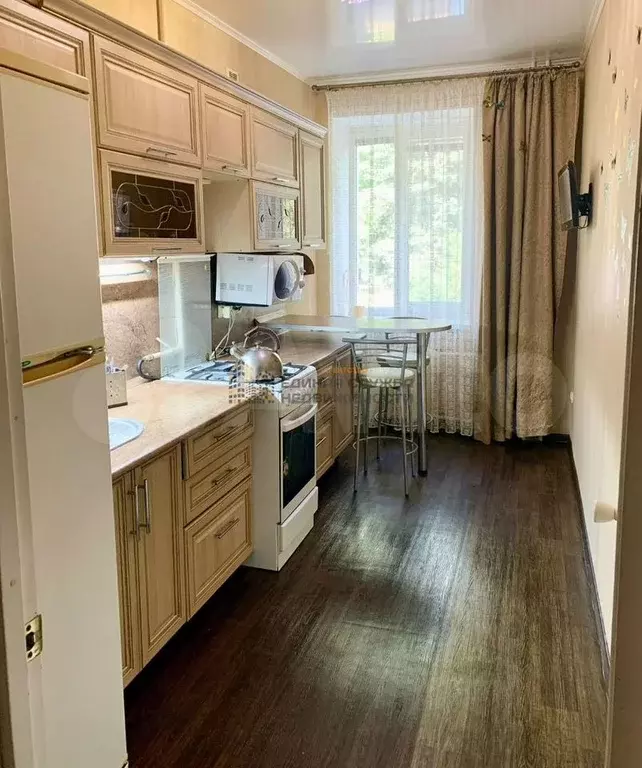 2-к. квартира, 54 м, 2/5 эт. - Фото 1