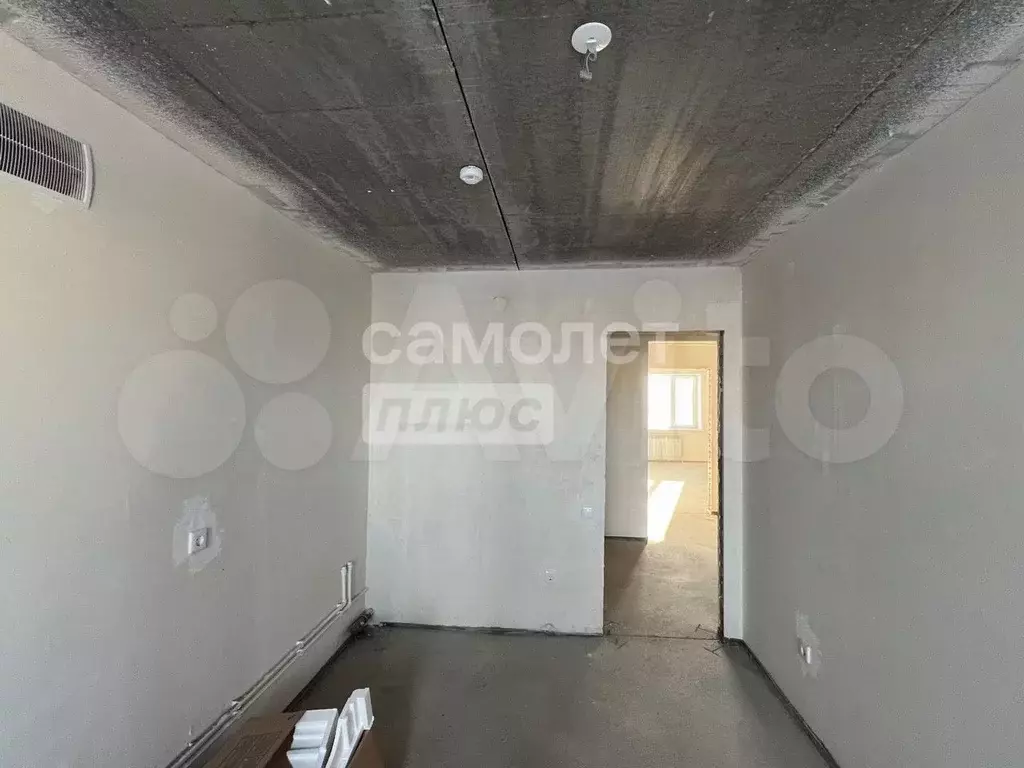 1-к. квартира, 61 м, 2/5 эт. - Фото 1