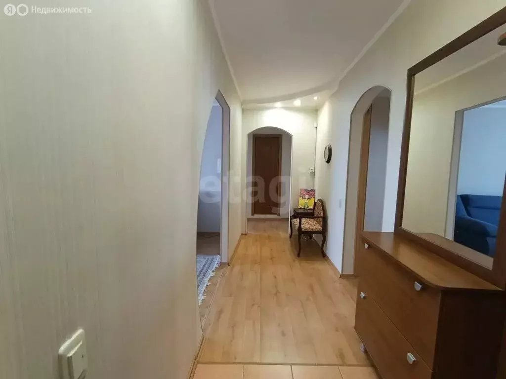 3-комнатная квартира: Миасс, улица Лихачёва, 35 (69.4 м) - Фото 1