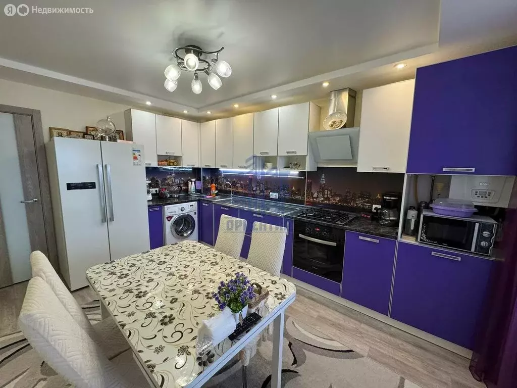 3-комнатная квартира: Чебоксары, микрорайон Новый Город, Новогородская ... - Фото 2