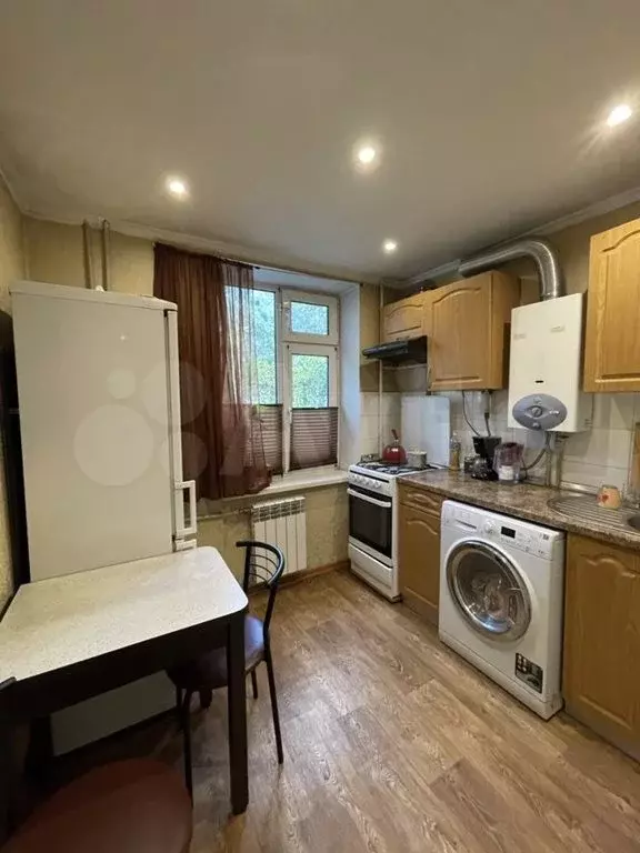 2-к. квартира, 48 м, 2/5 эт. - Фото 0