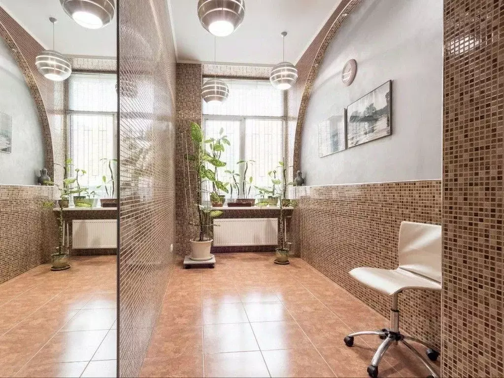 Торговая площадь в Санкт-Петербург просп. Пархоменко, 39 (202 м) - Фото 2