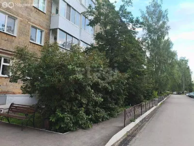 3-комнатная квартира: Верхнее Дуброво, Уральская улица, 8 (51.5 м) - Фото 1