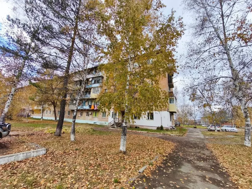 4-комнатная квартира: Чугуевка, улица Комарова, 15 (62.5 м) - Фото 2