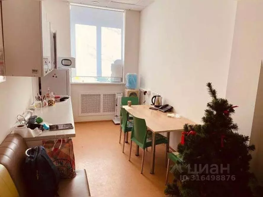 Офис в Удмуртия, Воткинск ул. Орджоникидзе, 8 (405 м) - Фото 0