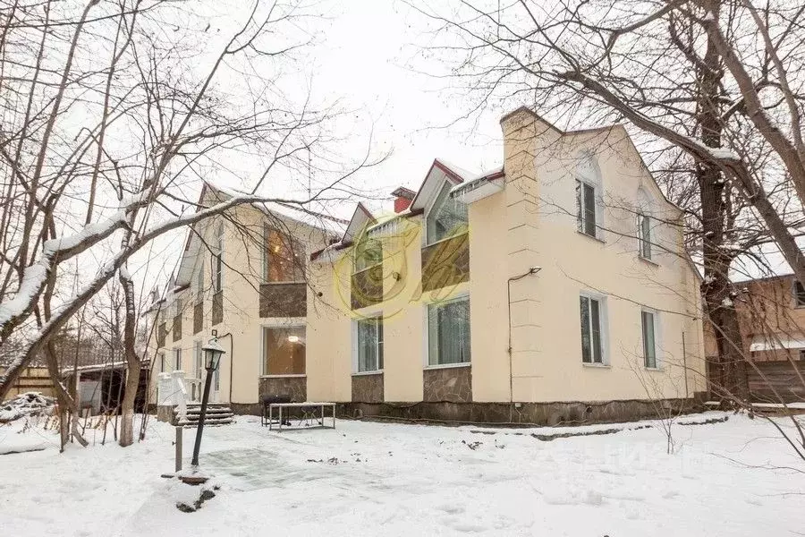 Дом в Москва ул. Белякова (400 м) - Фото 1