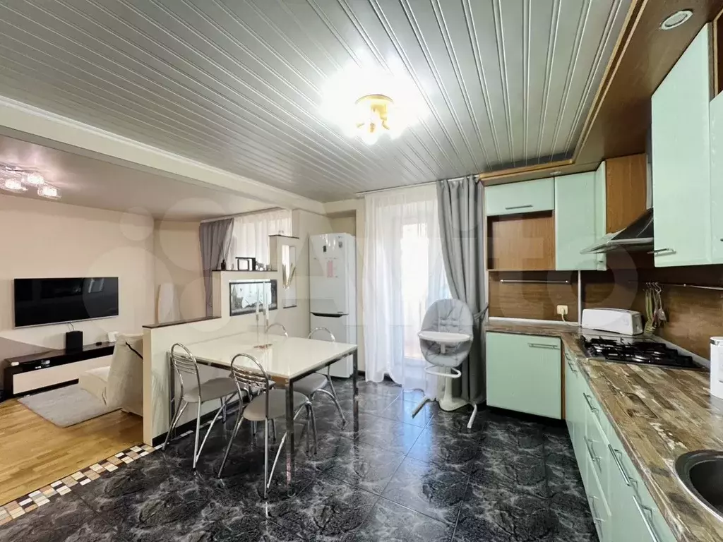 2-к. квартира, 50 м, 9/9 эт. - Фото 0