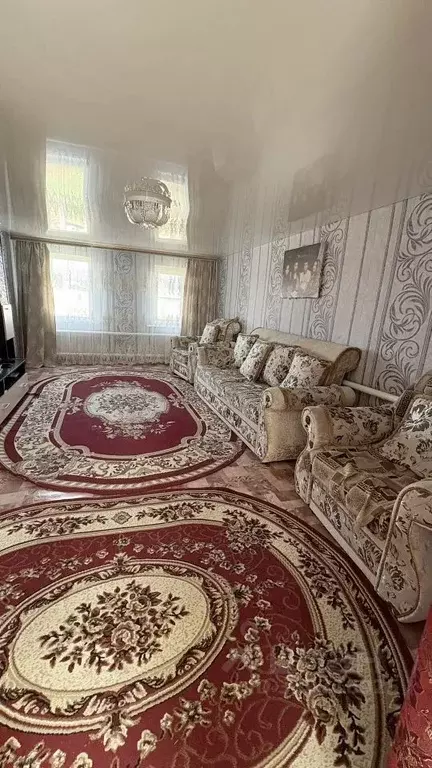 Дом в Астраханская область, пос. Володарский ул. Маяковского, 114 (83 ... - Фото 1