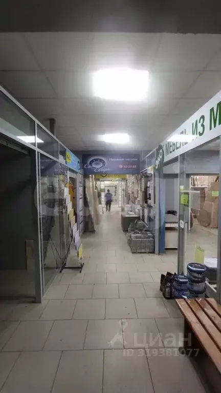 Торговая площадь в Коми, Сыктывкар ул. Морозова, 51 (33 м) - Фото 1