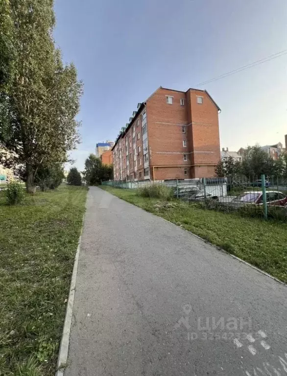 Гараж в Чувашия, Чебоксары ул. Ардалиона Игнатьева, 7 (10 м) - Фото 2