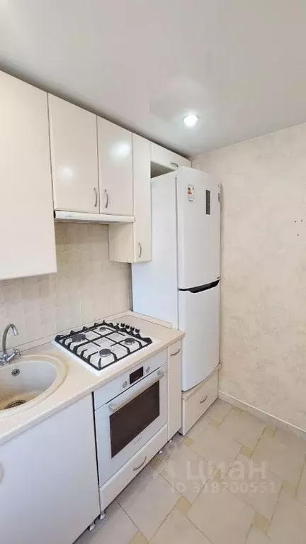 2-к кв. Тульская область, Новомосковск ул. Калинина, 36 (45.0 м) - Фото 1