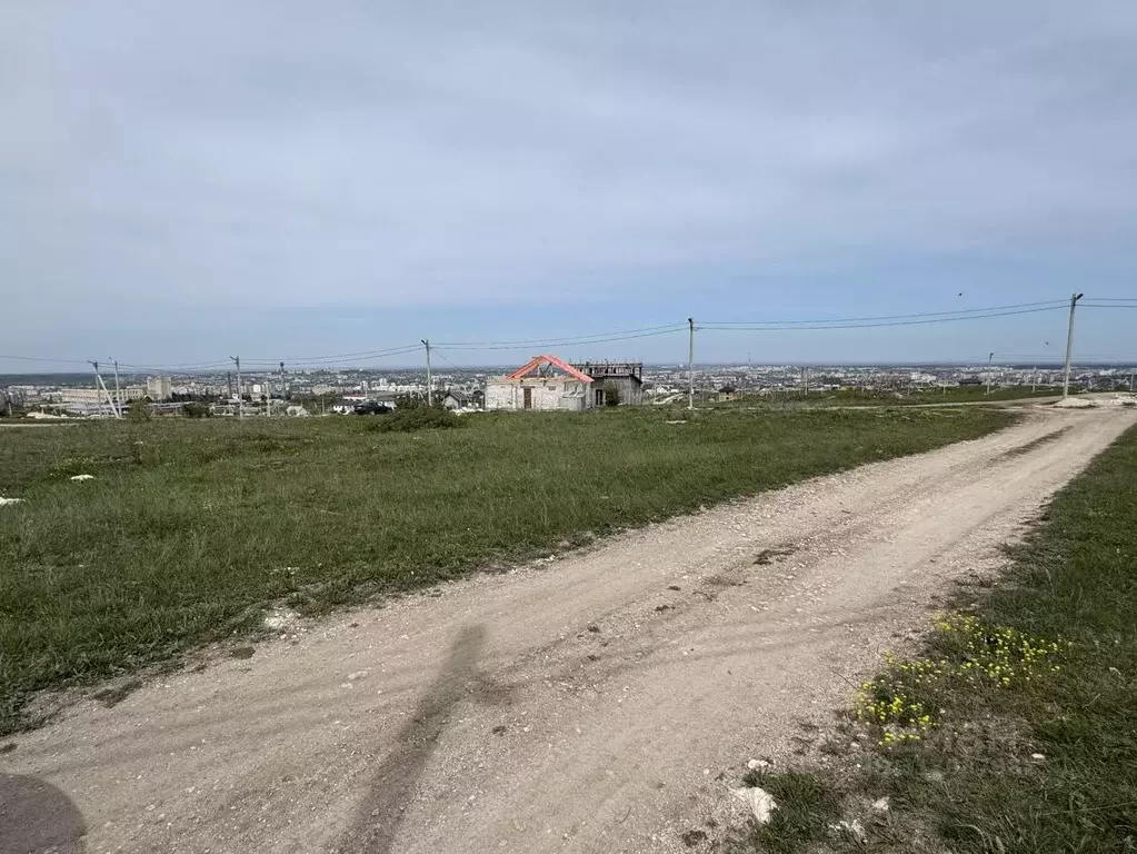 Участок в Крым, Симферополь ул. Николая Эрнста (6.0 сот.) - Фото 1
