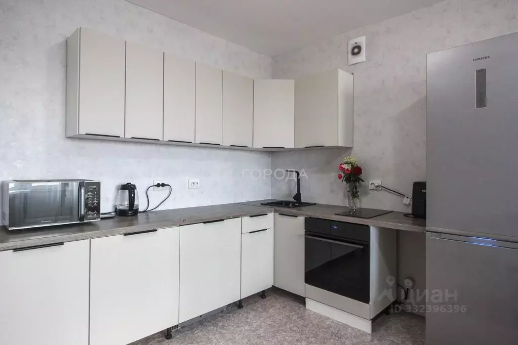 3-к кв. Алтайский край, Барнаул Власихинская ул., 109 (88.8 м) - Фото 1