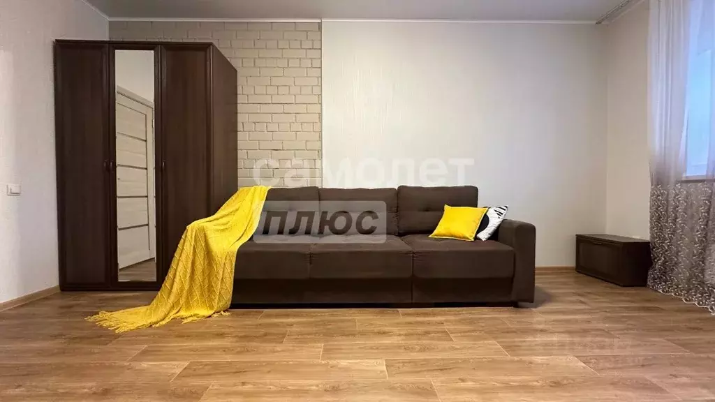 1-к кв. Челябинская область, Челябинск ул. 250-летия Челябинска, 44А ... - Фото 1