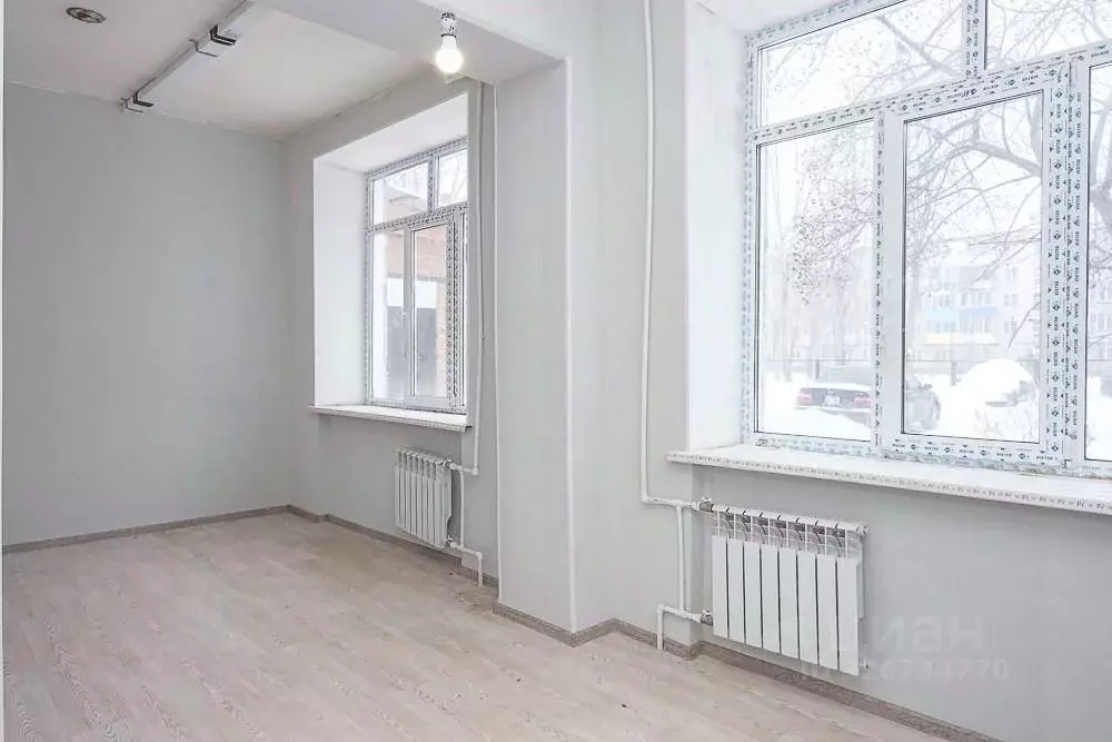 Свободной планировки кв. Омская область, Омск Заозерный мкр, ул. ... - Фото 1