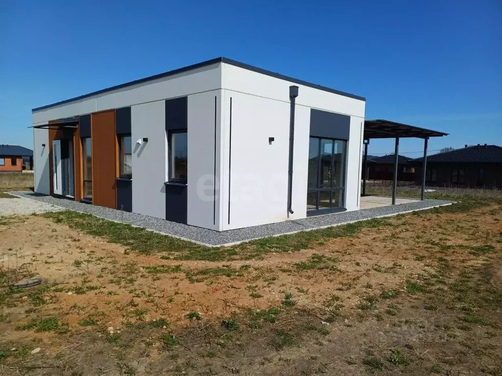 Дом в Псковская область, Псковский район, Писковичская волость, д. ... - Фото 1