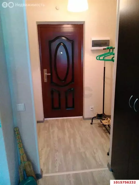 Квартира-студия: посёлок Берёзовый, улица имени А.Н. Лодыгина, 3 (23.6 ... - Фото 1