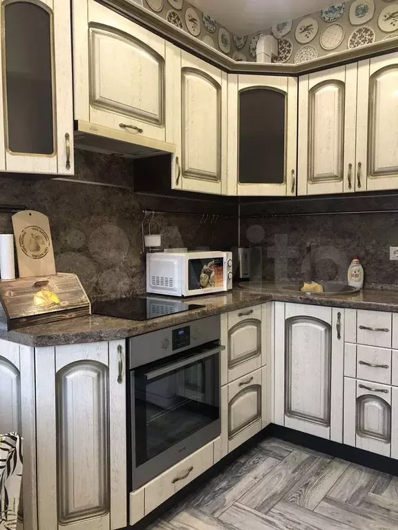 2-к. квартира, 60 м, 10/15 эт. - Фото 0