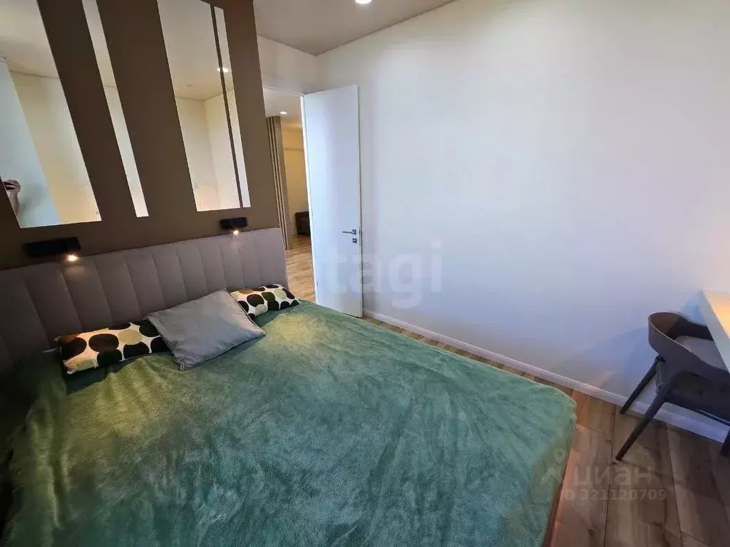 3-к кв. Приморский край, Владивосток просп. 100-летия Владивостока, ... - Фото 1