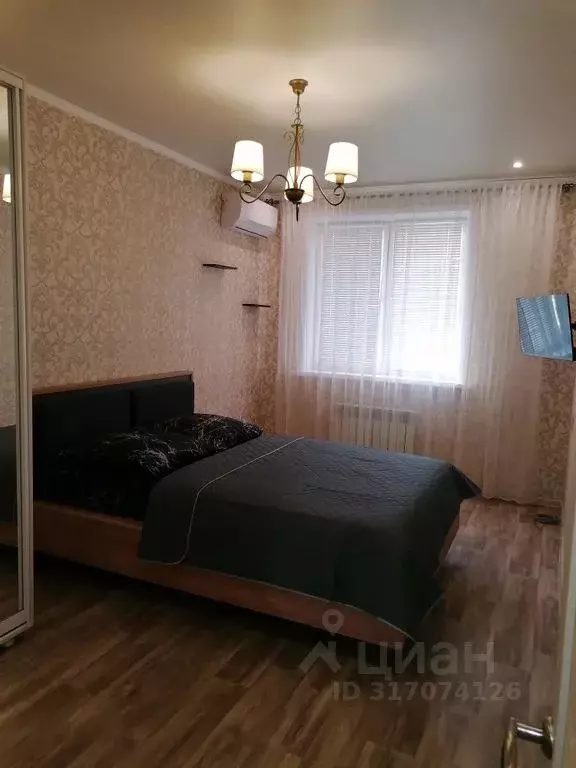 2-к кв. Астраханская область, Астрахань просп. Бумажников, 9к1 (60.0 ... - Фото 0