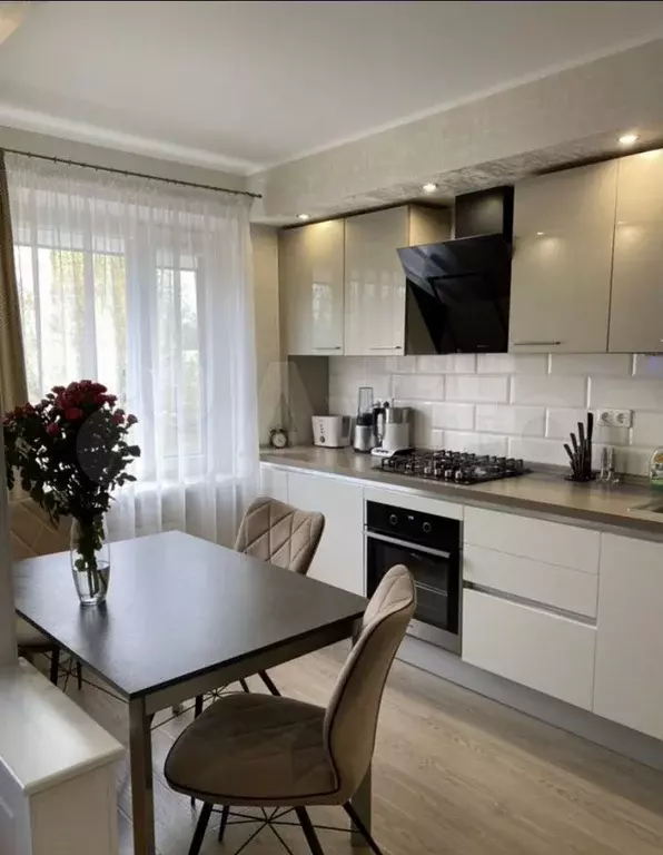 3-к. квартира, 67 м, 7/10 эт. - Фото 1