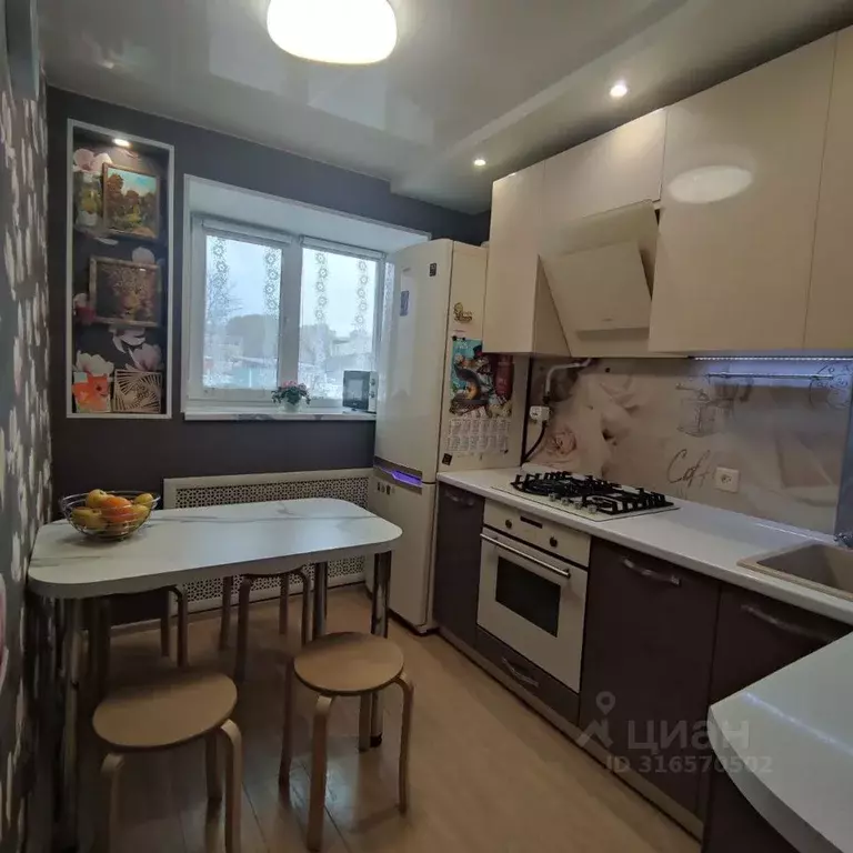 3-к кв. Пермский край, Пермь ул. Архитектора Свиязева, 38 (60.0 м) - Фото 1