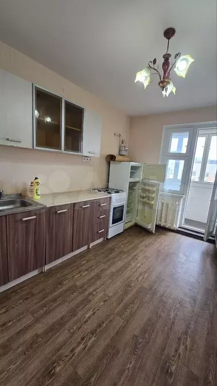 2-к. квартира, 60 м, 5/5 эт. - Фото 0
