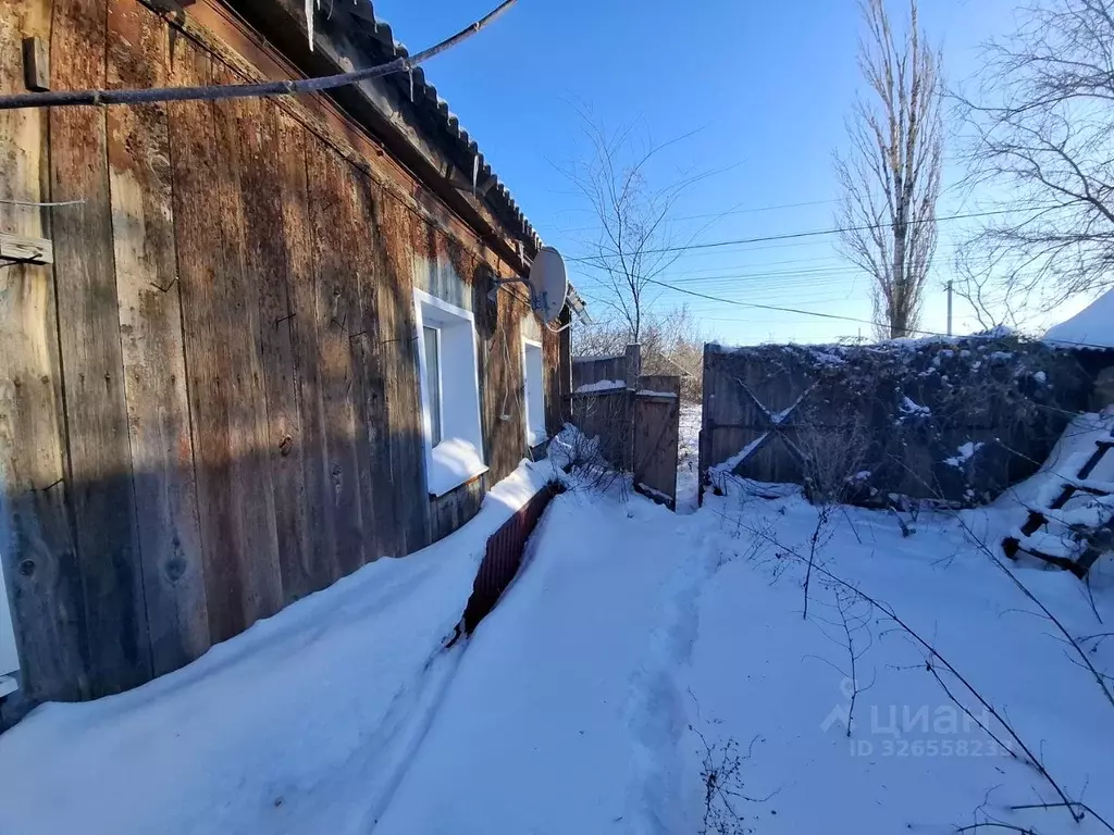 Дом в Саратовская область, Ершов ул. 60 лет Октября (54 м) - Фото 1
