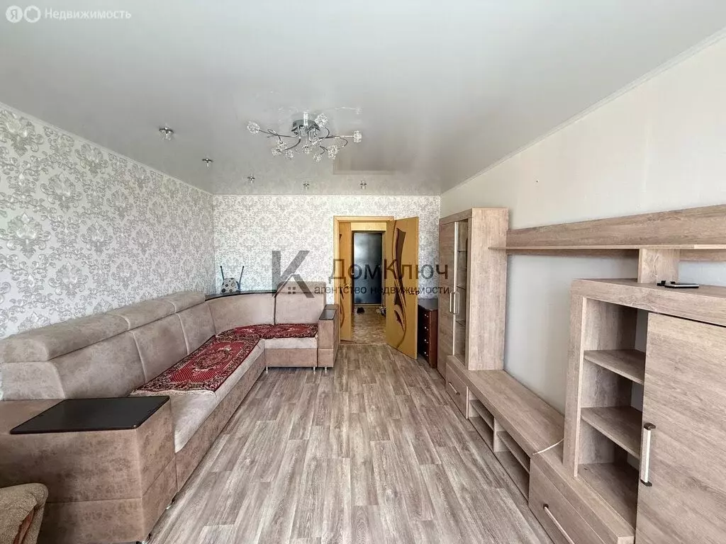 2-комнатная квартира: Кумертау, улица Пушкина, 17 (55.4 м) - Фото 1