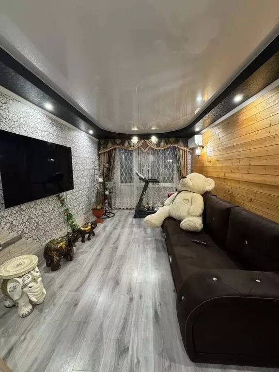 Квартира, 3 комнаты, 61.8 м - Фото 1