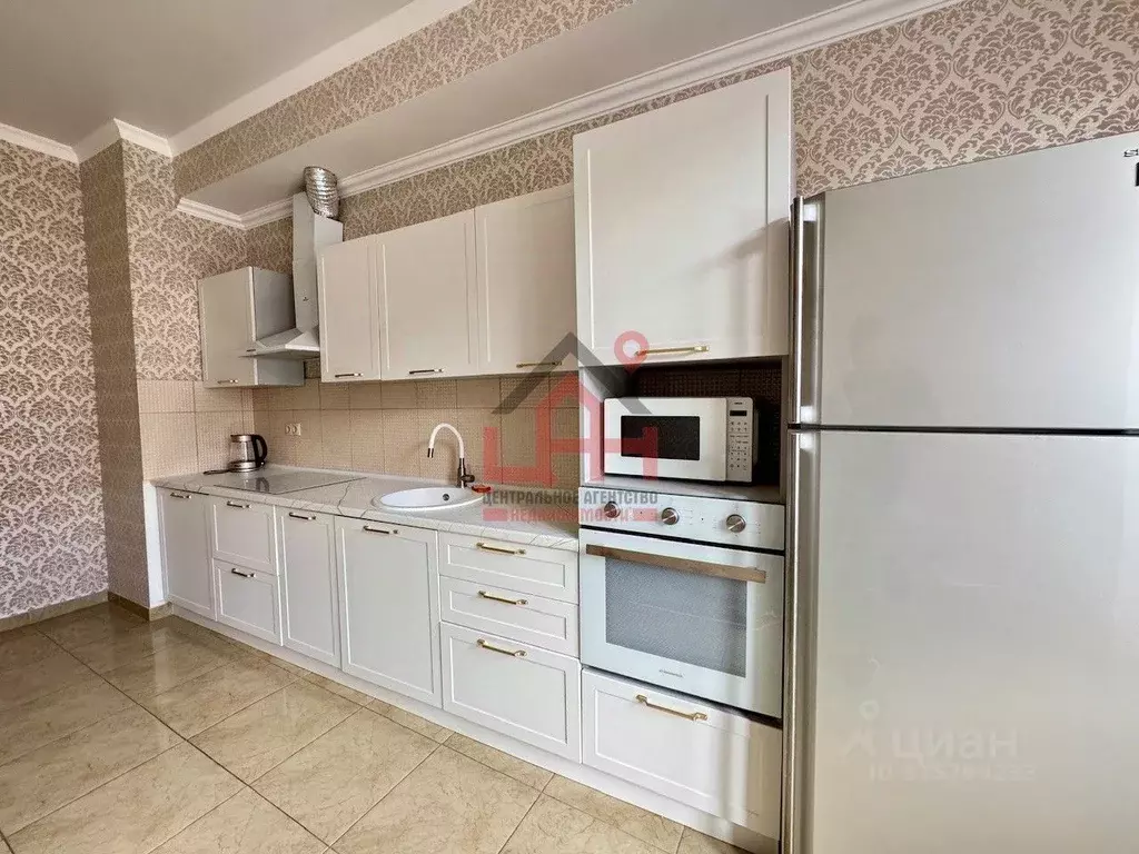 1-к кв. Ставропольский край, Ессентуки Октябрьская ул., 337/2 (63.7 м) - Фото 1