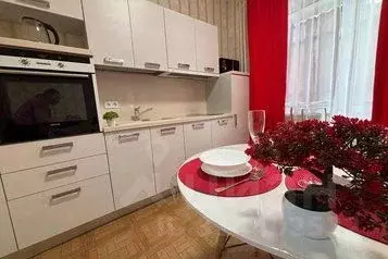 1-к кв. Нижегородская область, Нижний Новгород ул. Фрунзе, 14 (60.0 м) - Фото 0