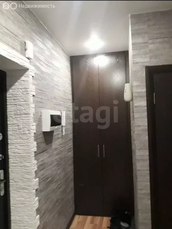 1-комнатная квартира: Омск, улица Дмитриева, 17/1 (36 м) - Фото 2