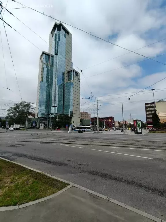 Помещение свободного назначения (1318.3 м) - Фото 1